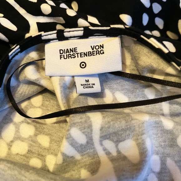 NWOT Diane Von Fürstenberg Sea Spot midi wrap dress size M ( Target) - Picture 7 of 10